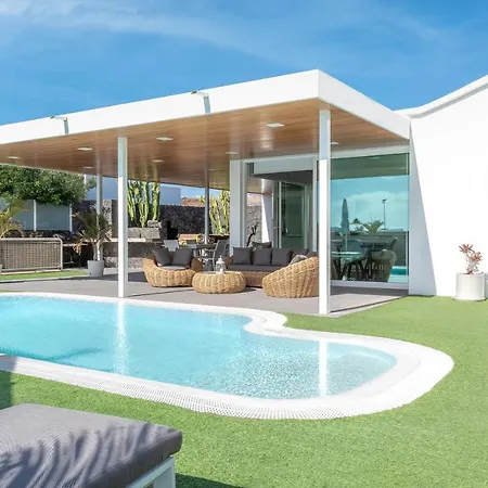 Hyde Park Lane Villas-3