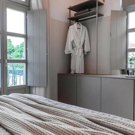 Octavia Rooms-2