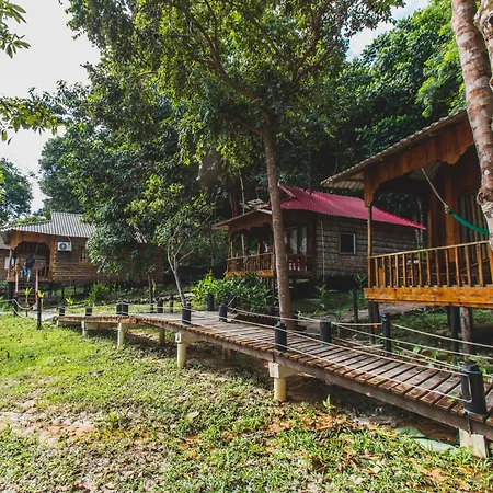 White Beach Bungalows-2
