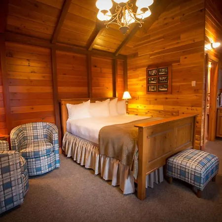 Paradise Lodge And Bungalows-3