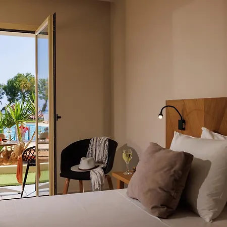 Malia Bay Beach Hotel & Bungalows-2