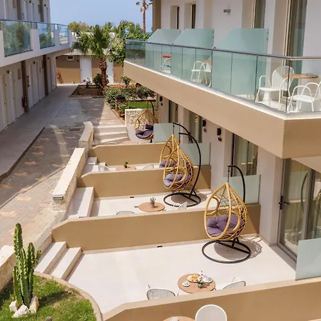 Malia Bay Beach Hotel & Bungalows-3