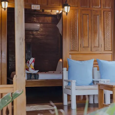 Unzipp Bungalows Gili Air-2