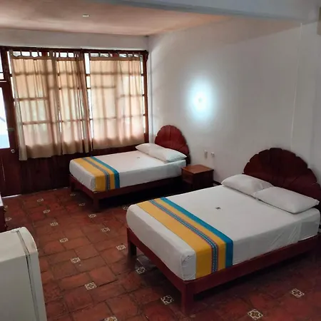 Hotel Bungalows y Cabañas Acuario-3