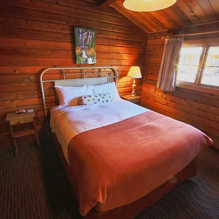 Jasper House Bungalows-2