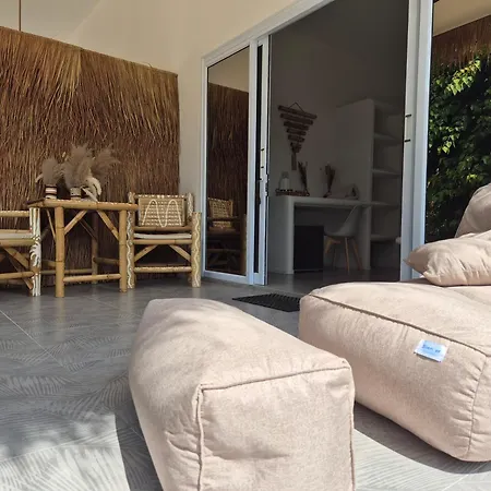 Sea Love Beach Bar & Bungalows-3