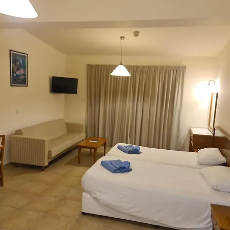 Nissiana Hotel & Bungalows-3