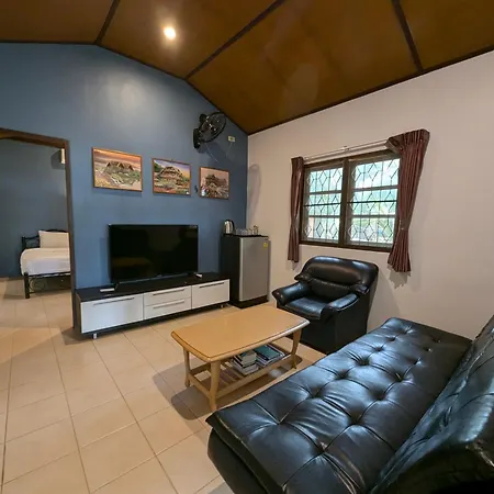 Moonhut Bungalows-2