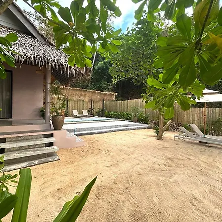Secret Beach Bungalows-2