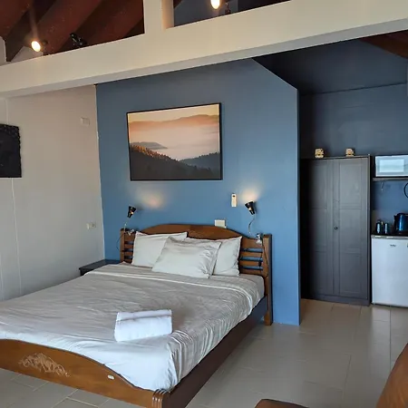 Moonhut Bungalows-3