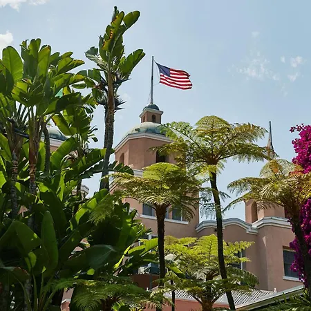 The Beverly Hills Hotel - Dorchester Collection-2