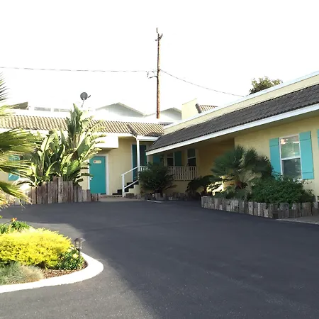 Beach Bungalow Inn And Suites-3