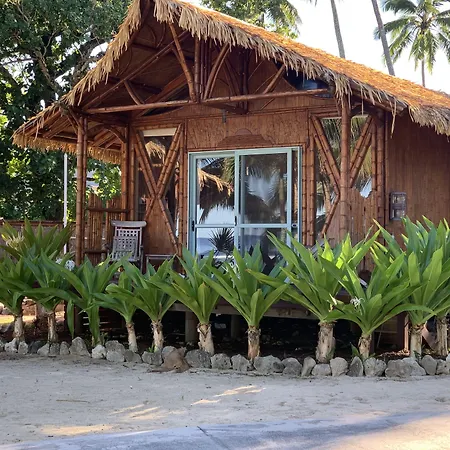Magic Reef Bungalows-3