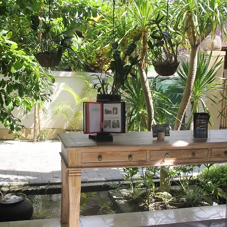 Bali Santi Bungalows-2