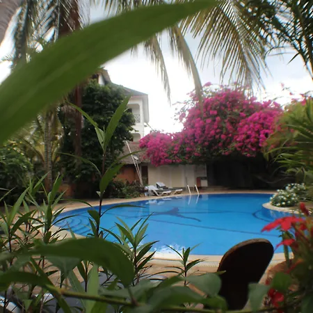 Langi Langi Beach Bungalows-2