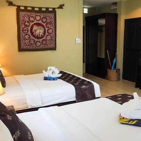 Lanta Castaway Beach Resort-3