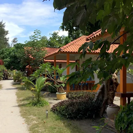 Coco Beach Bungalows-2