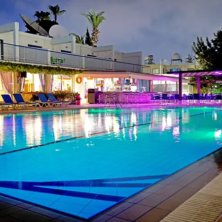 Green Bungalows Hotel Apartments-2