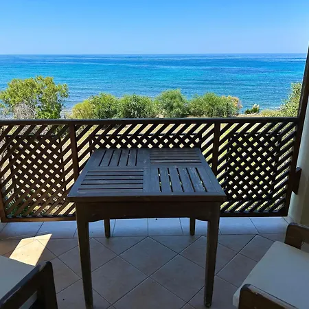 Riviera Beach Bungalows-2