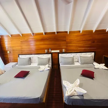 Golden Beach Cottages-2