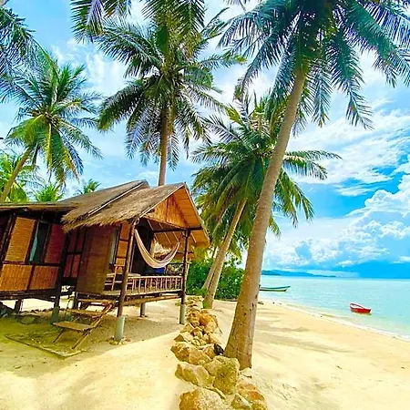 Castaway Beach Bungalows-2