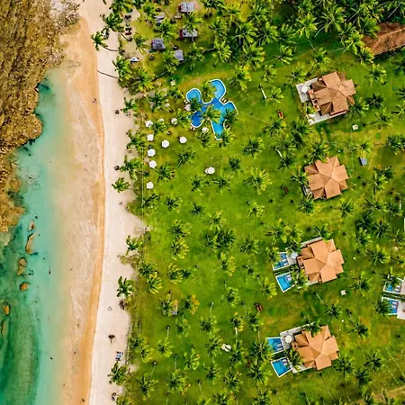 Pontal Dos Carneiros Beach Bungalows-2