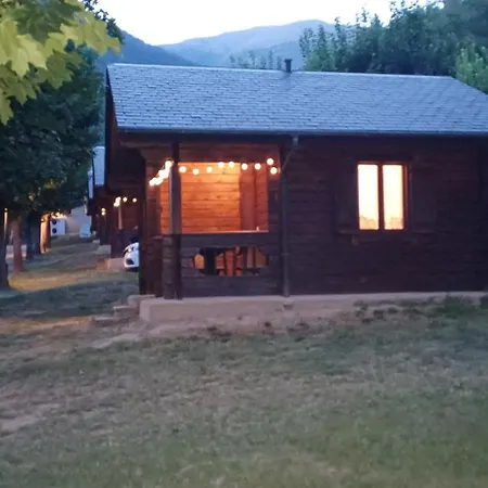 Hotel, Bungalows y Camping Viu-3
