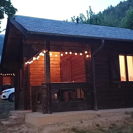 Hotel, Bungalows y Camping Viu-2