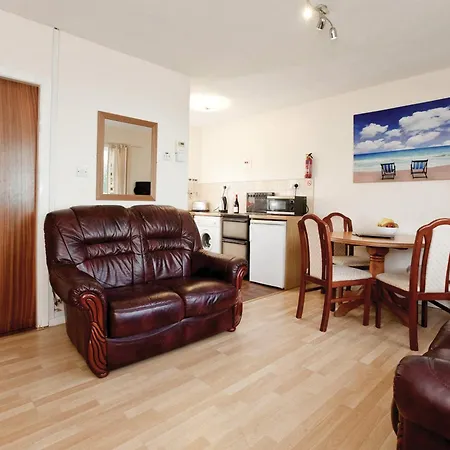Anglesey Bungalows-3