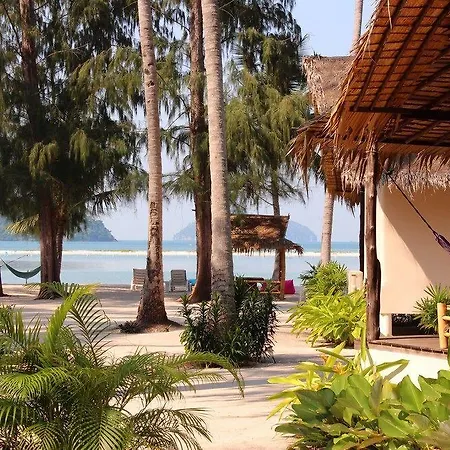 Angkana Hotel Bungalows-2