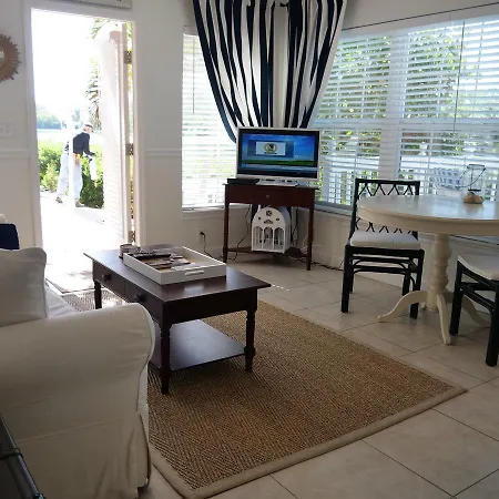 Siesta Key Bungalows-3