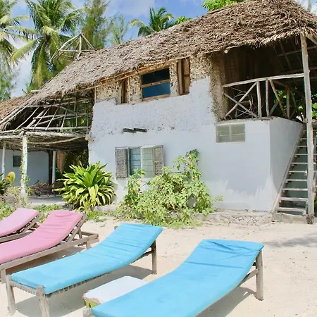 Garden Beach Bungalows-2