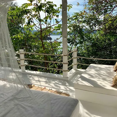Coconut Beach Bungalows-2
