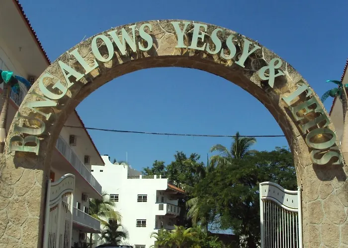 Yessy & Teto'S Bungalows Hotel Rincón de Guayabitos