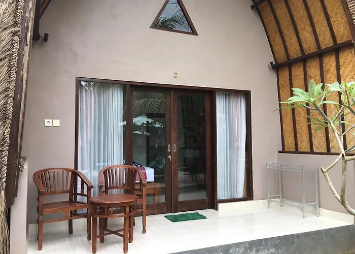 Bale Lumbung Bungalows Sakti