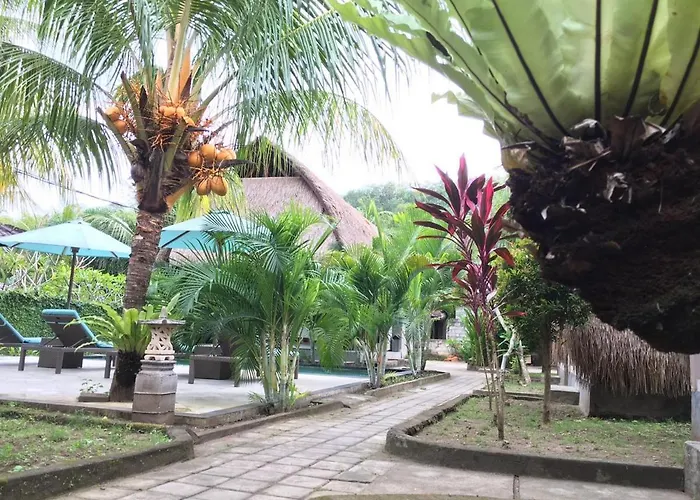Bale Lumbung Bungalows Sakti