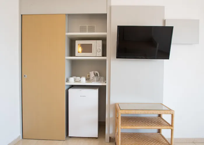 Hl Club Playa Blanca Hotel