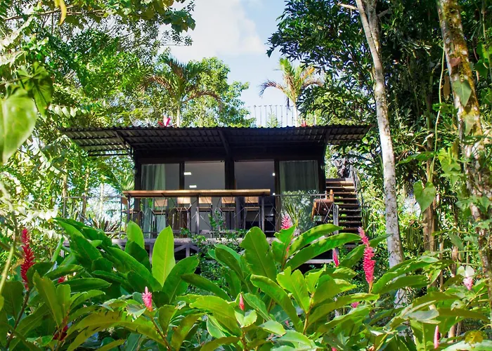 Eden Organic Farm & Bungalows La Fortuna