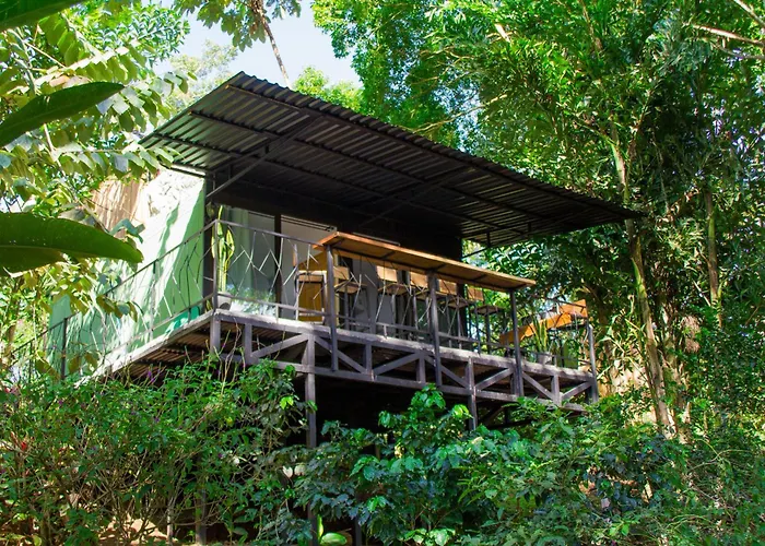 Eden Organic Farm & Bungalows La Fortuna