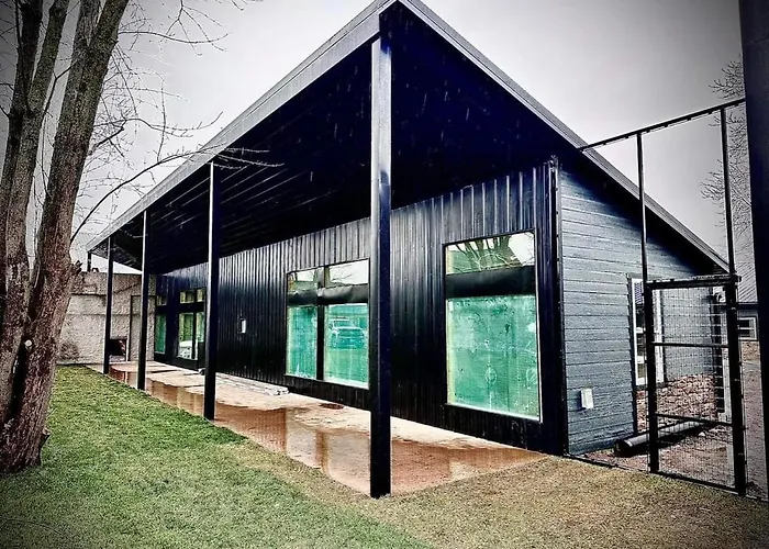 Big Cat Bungalows At The Haven - Tiger 1 Canastota