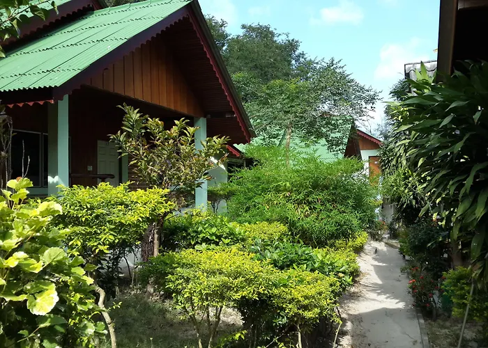 Save Bungalow Ko Tao