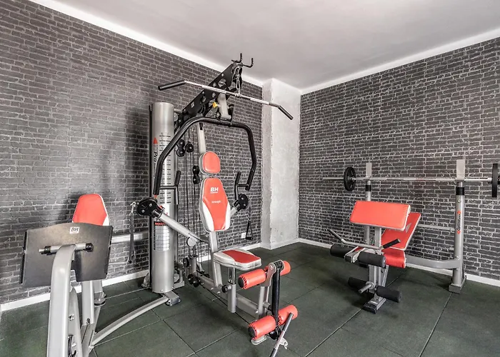 BungalowsHyde Park Lane