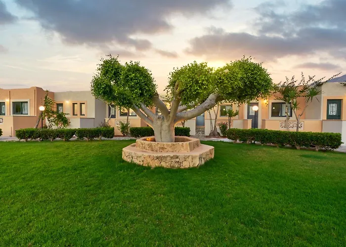 Golden Bay Apartments - Pool&Garden Retreat Malia