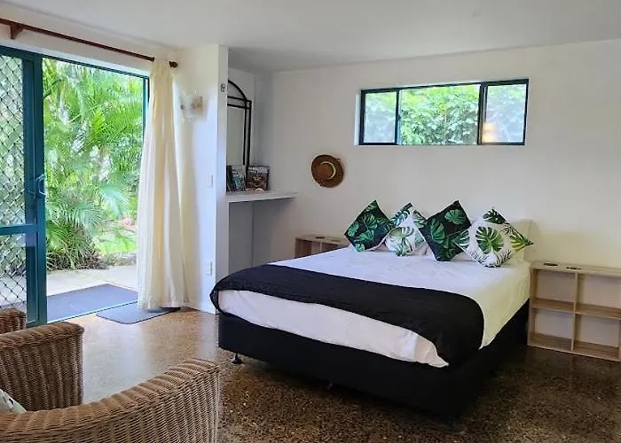 Aroa Kainga Bungalows And Apartment Rarotonga