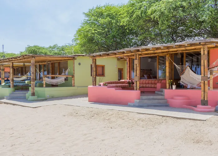 Punta Sal Suites&Bungalows Resort Canoas de Punta Sal