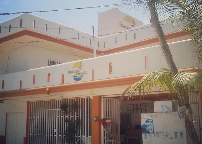 Hotel Y Bungalows Emmanuel Cihuatlan