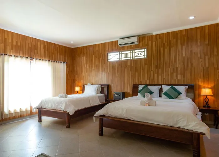 Ware Ware Surf Bungalow Lembongan