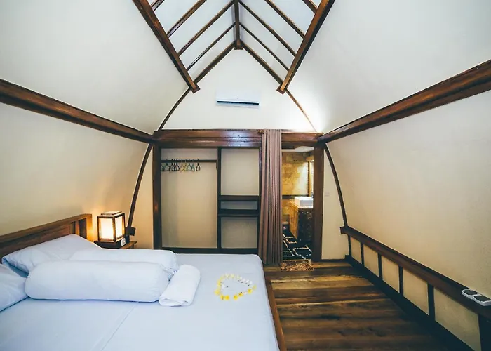 Island Beach Bungalow Gili Trawangan